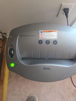 Royal Confetti Cut Paper Shredder