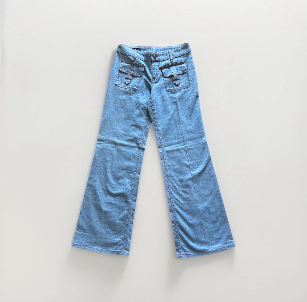 Gucci Women’s Light Wash Bootcut Jeans With Orange Stitching Size 38 (US Small)