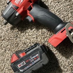 Milwaukee 3/8 Impact With 5.0 Battery 