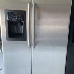 GE Stainless Side By Side Fridge