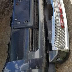 GMC Envoy XL Front Bumper And Grille Blue