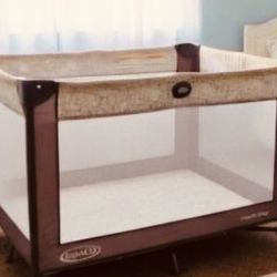 Graco Pack N Place Grey