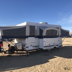 Fleetwood Pop Up Trailer
