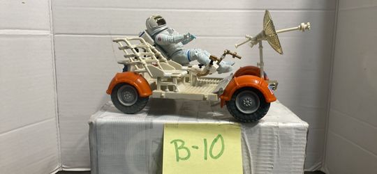 Vintage Boyagers Vehicle 