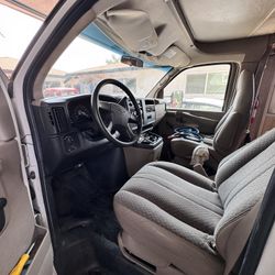 2005 Chevrolet Coachmen