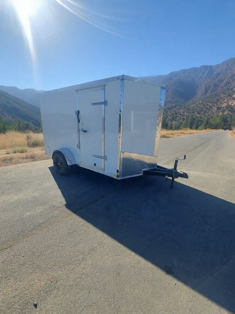 Enclosed Trailer