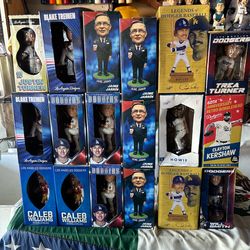 Dodgers bobble heads for trade looking for Will Smith bobble head or Ohtani 2026