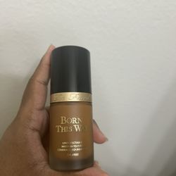 Too Face Chai Shade Read Description 