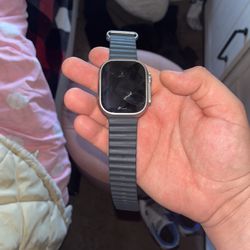 Apple Watch Ultra 2 GPS Titanium 49mm