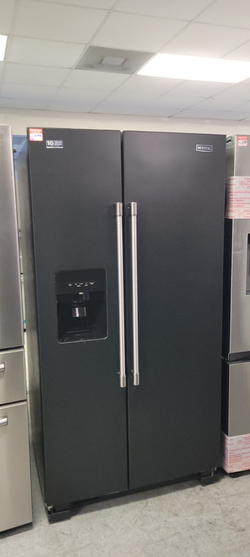 Maytag Side‑by‑Side Fridge – Black Stainless, Ice/Water Dispenser