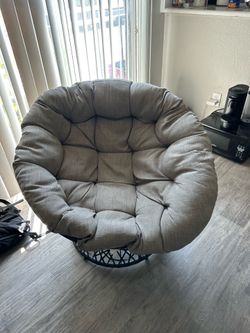 Papasan chair