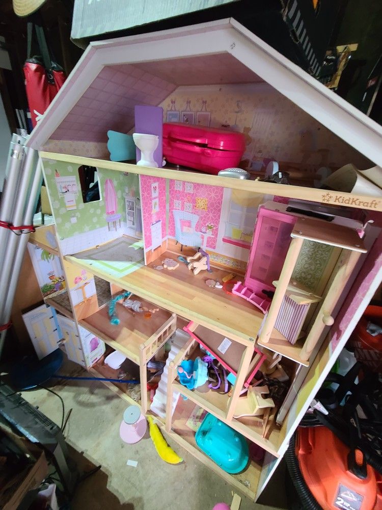 Doll House
