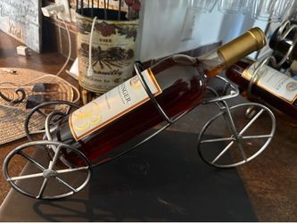 Wine holding