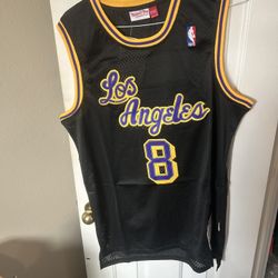 black Kobe Bryant Los Angeles Lakers jersey size 2xl