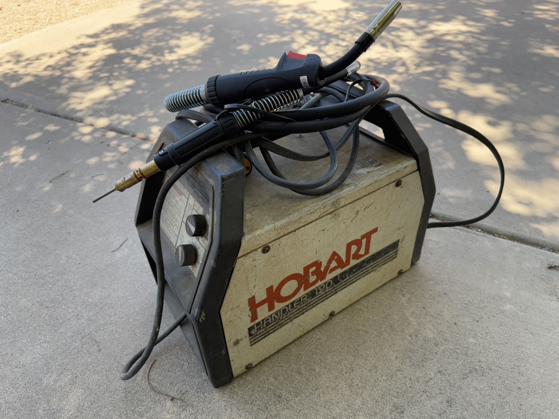 Hobart Handler 120 MIG Welder