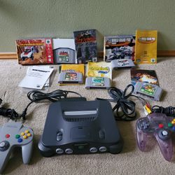 Nintendo 64 Console With 2 Controllers