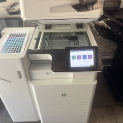 Hp Color Laser jet Flow   MFP E87640 Copier/printer/scan /finisher Low Meter Only 17k Copies On It!!!!!
