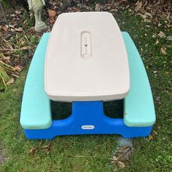 Little Tikes Picnic Table