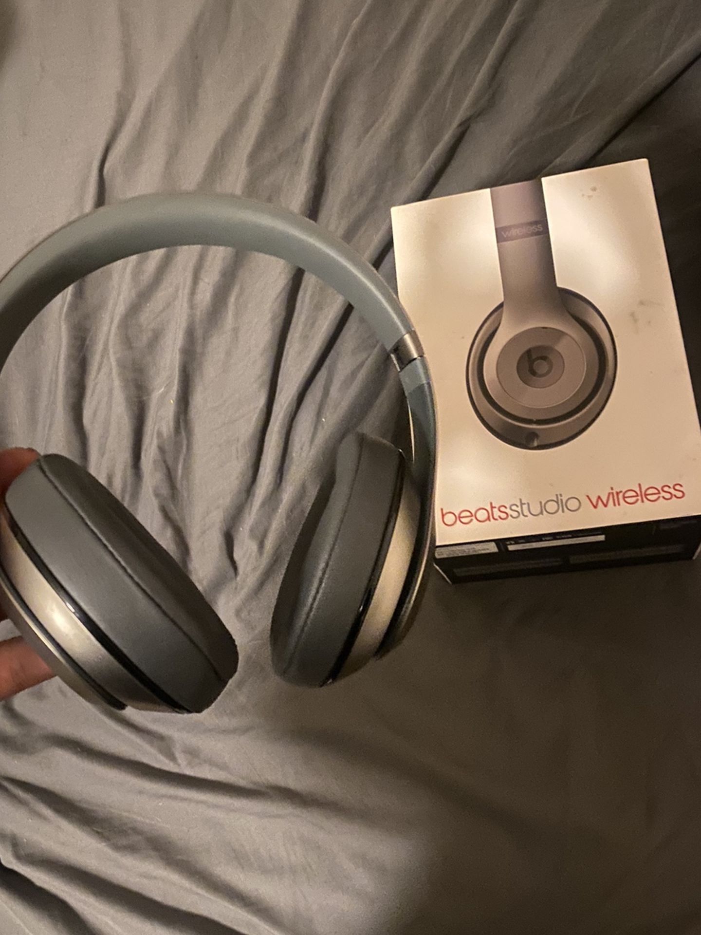 Beats Studio 2 Wireless