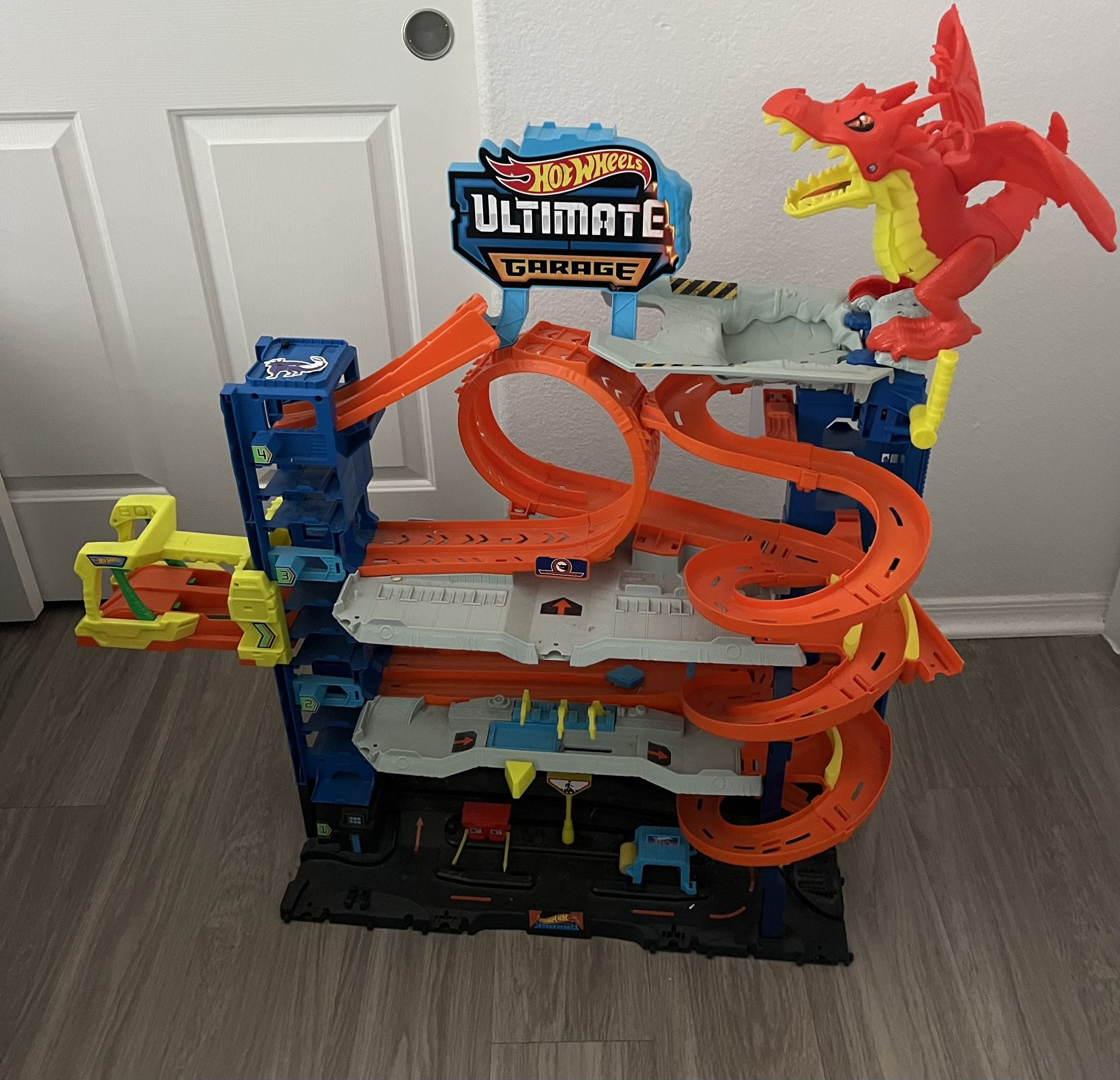 Hot Wheel Ultimate Garage