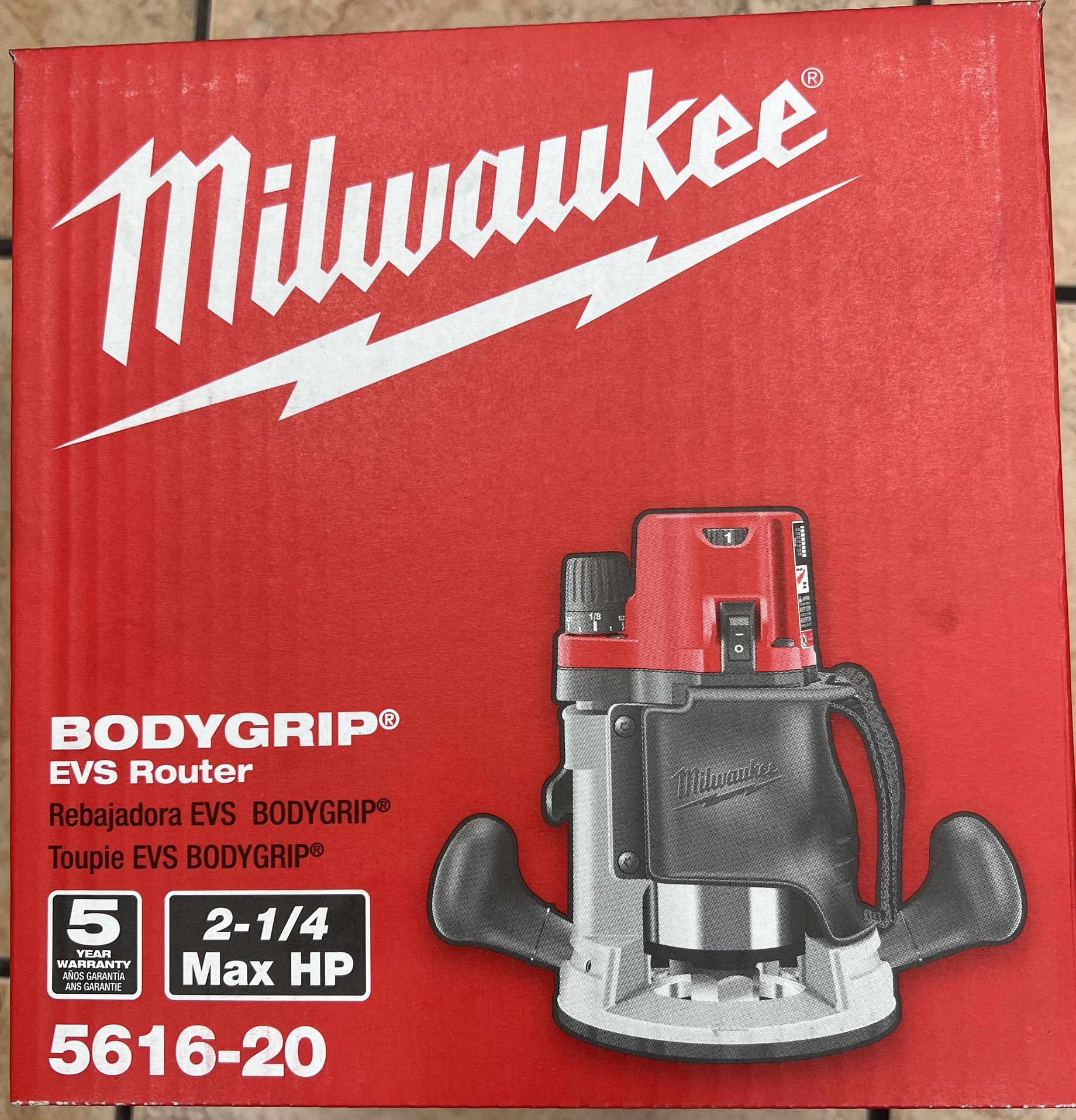 Milwaukee Router Model 561620 Brand New /never Used for Sale in