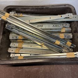 heavy-duty ball-bearing drawer slides / parts