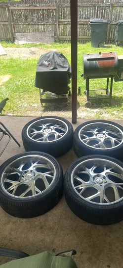 Avanti Chrome Wheels with good tire tread