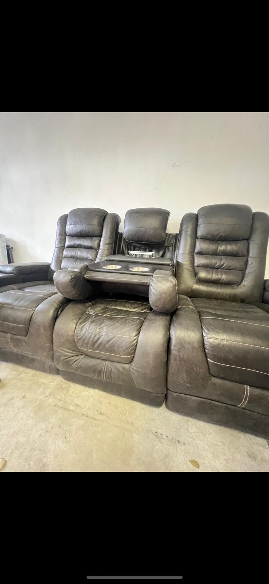 Electric 3 Seat Recliner Couch