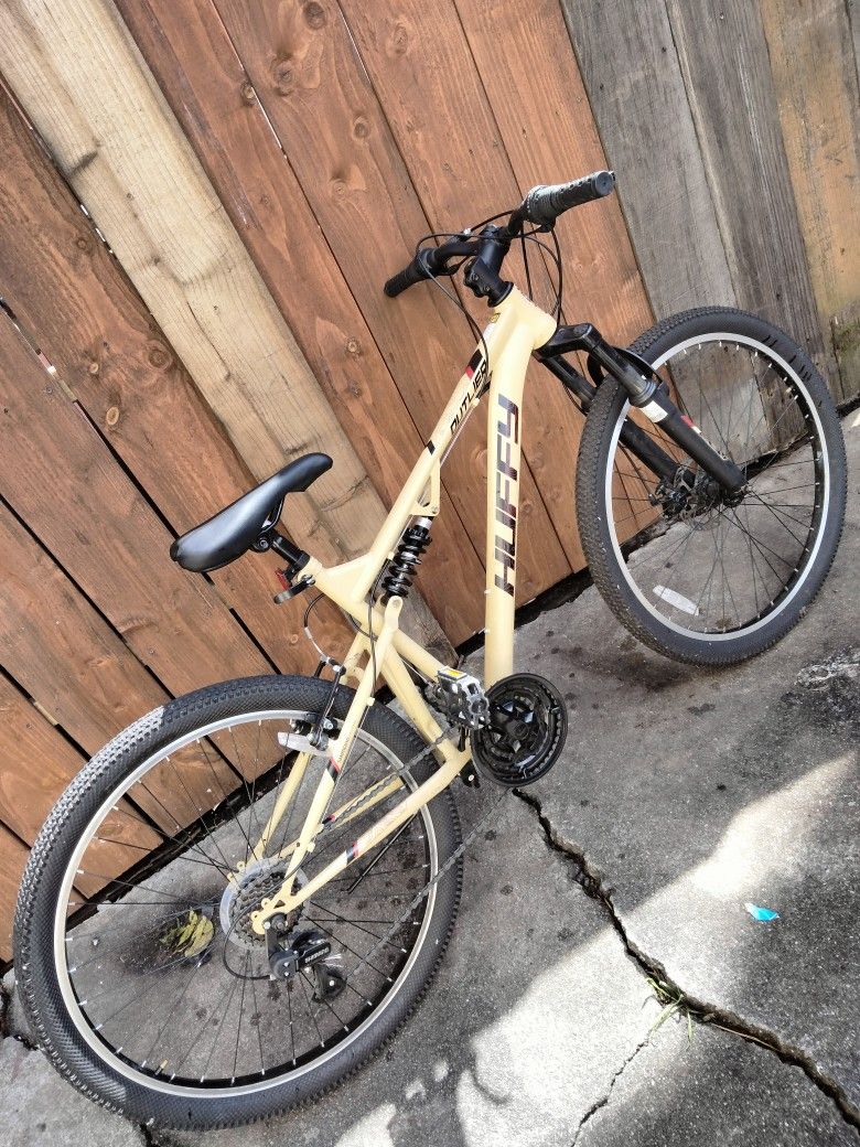 Huffy Outlier 26" Mountain Bike