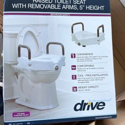 Raised Toilet Seat With Removable Arms, 5 Inch High