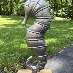 Vintage Silver Color Metal Seahorse on Wood Base Figurine Nautical Beach Ocean Animal