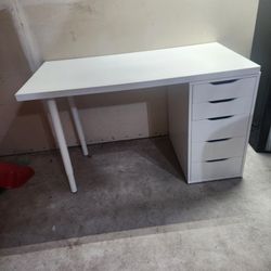 White Ikea Desk With Drawers