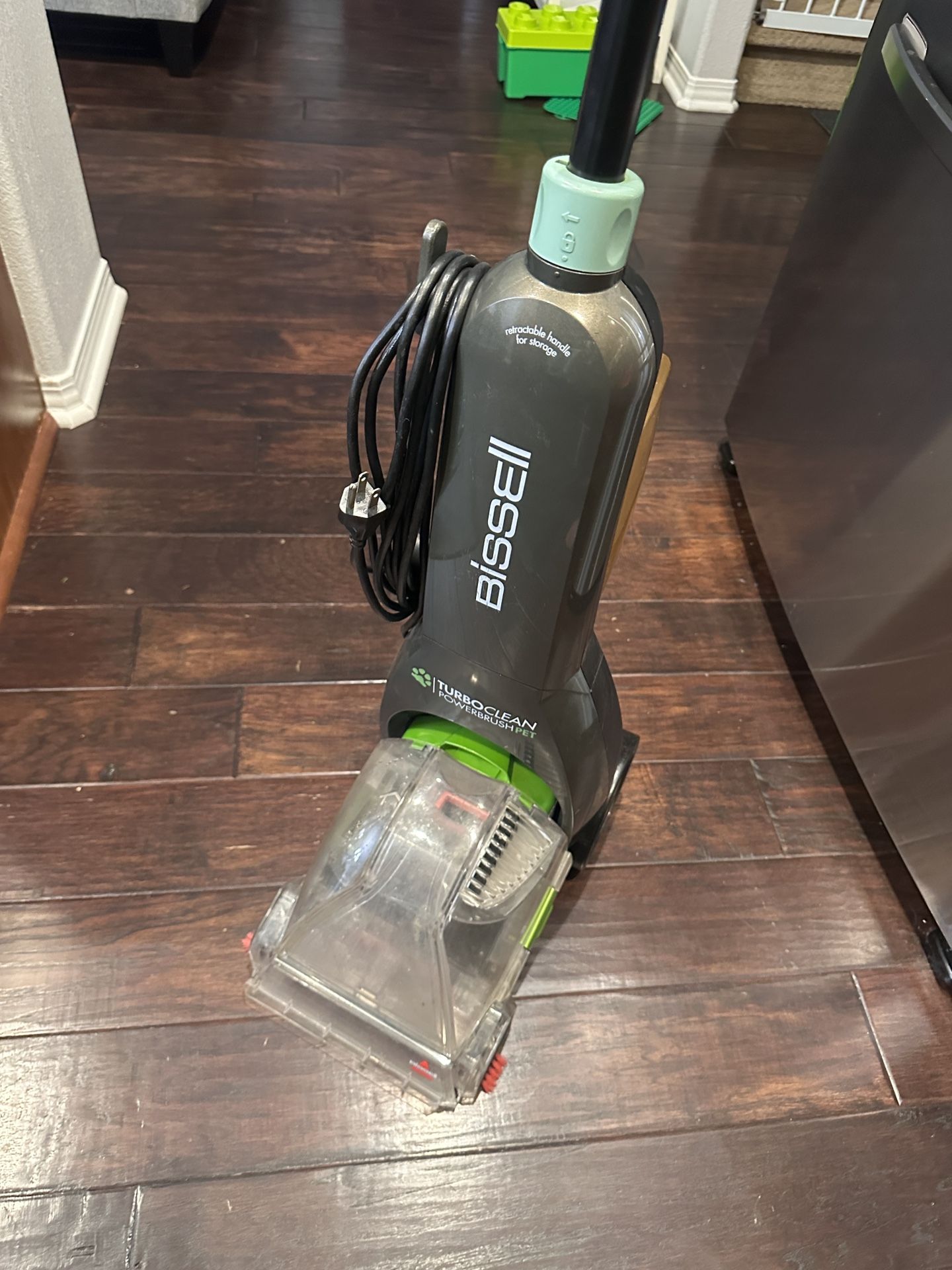 Bissell TURBOCLEAN powerbrush Carpet Cleaner
