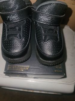 Jordan True Flight size 6c