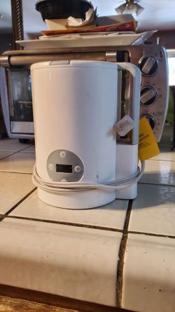 Baby bottle warmer