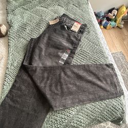  Black Levi’s Relaxed Straight Jeans