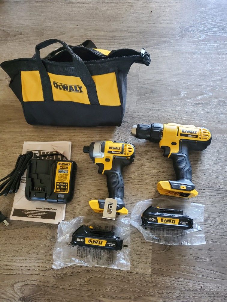 DEWALT
20V MAX Cordless Drill/Impact 2 Tool Combo Kit with (2) 20V 1.3Ah Batteries, Charger, and Bag