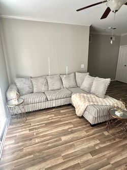 Luxury Gray Modular Sectional Couch – Chaise & Ottoman