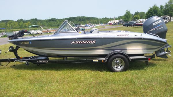 2006 stratos 486 sf fish and ski