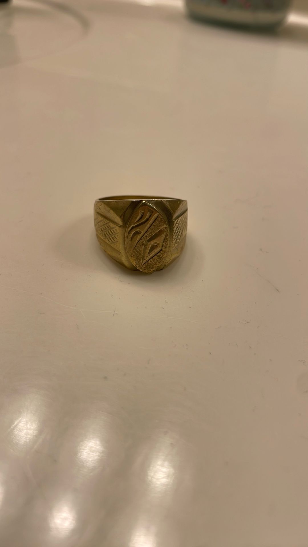 18k Gold Ring NEED GONE ASAP