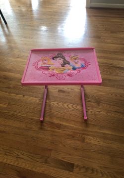 Little girls Disney desk or table