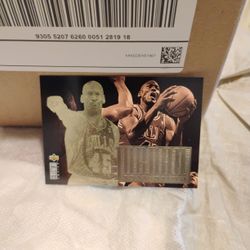 1995 MICHAEL JORDAN GOLD TRADING CARD SP 