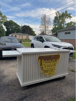 Luxury Dessert Cart / Food Cart – Collapsible