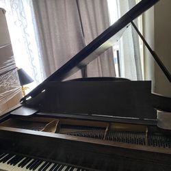 Vintage Conover Baby Grand Piano – Beautiful Tone & Craftsmanship