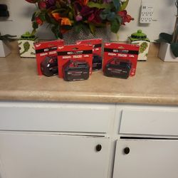 Milwaukee M18 Battery 8.0 Forge 