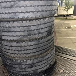 LT235/80/R17