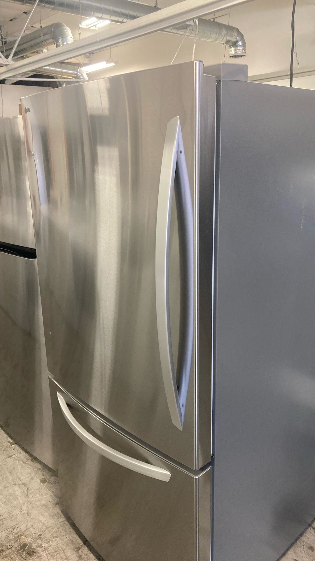 Bottom Freezer Refrigerator 