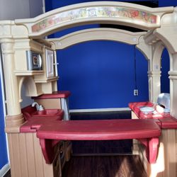 Grand Walk-In Kitchen Playset