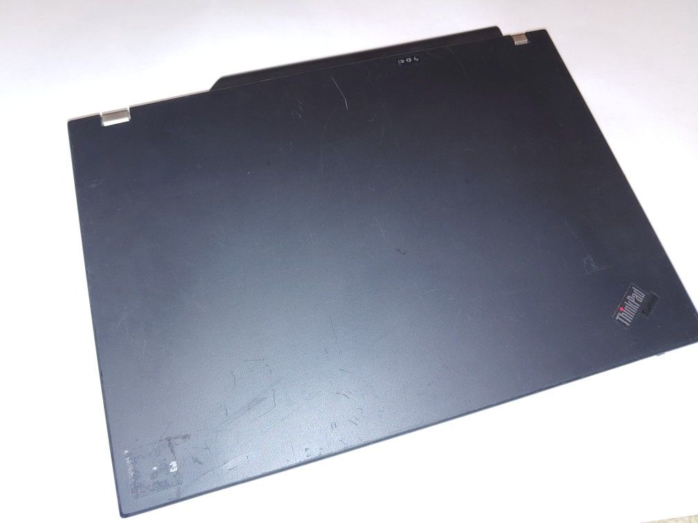 Used vintage 2007 Lenovo T61 Thinkpad Laptop