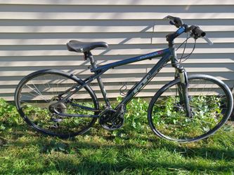 Gt road racing bike 700x25c medium gt transeo 3.0